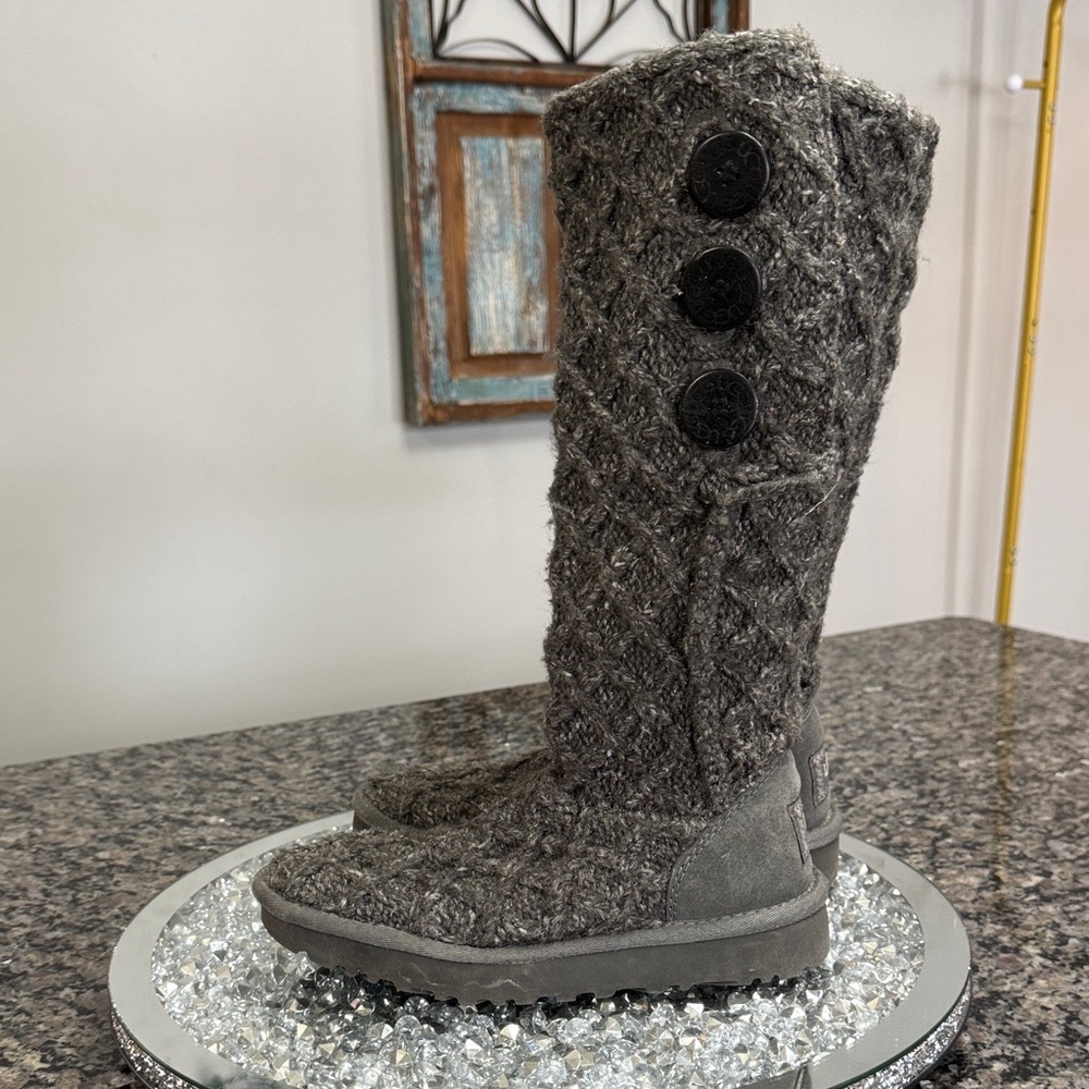 UGG Charcoal cable Knit Back-Button Suede Short Boots 5